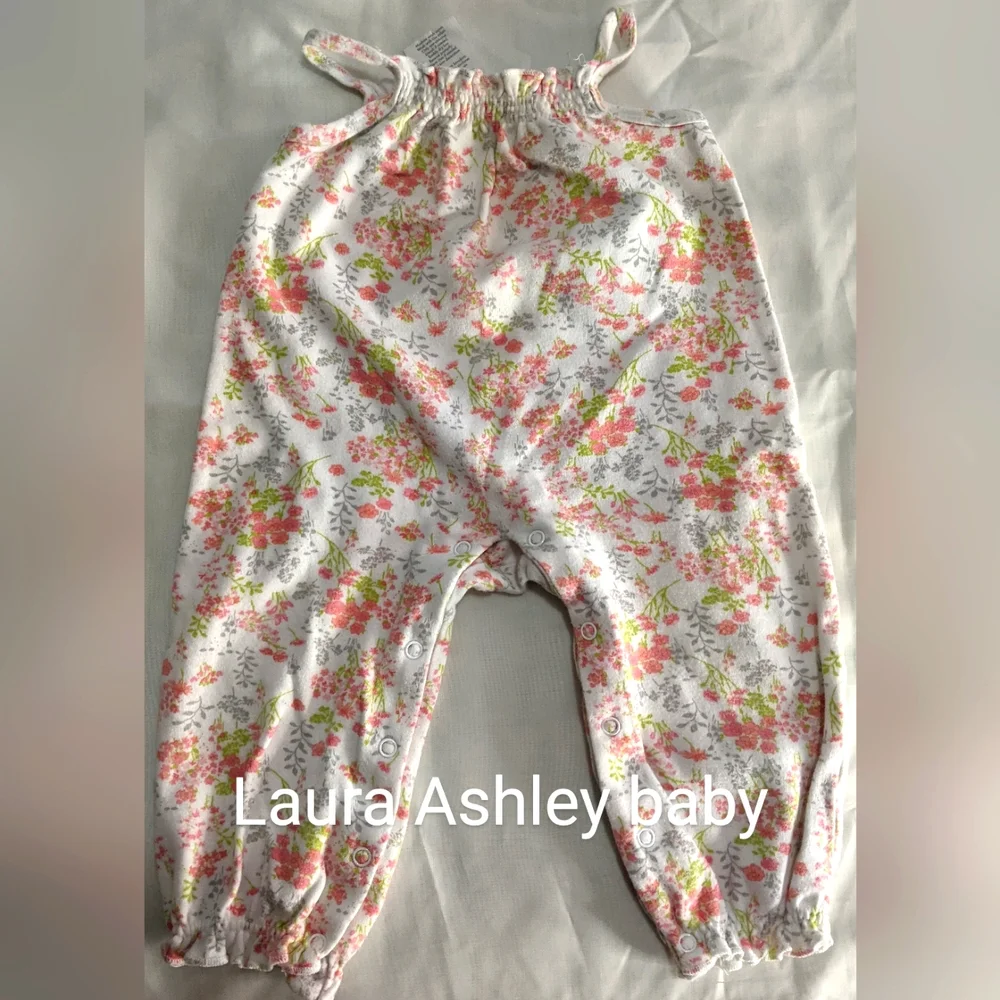 Old Navy & Brands 12 Month Girls Bundle - Picture 3 of 10